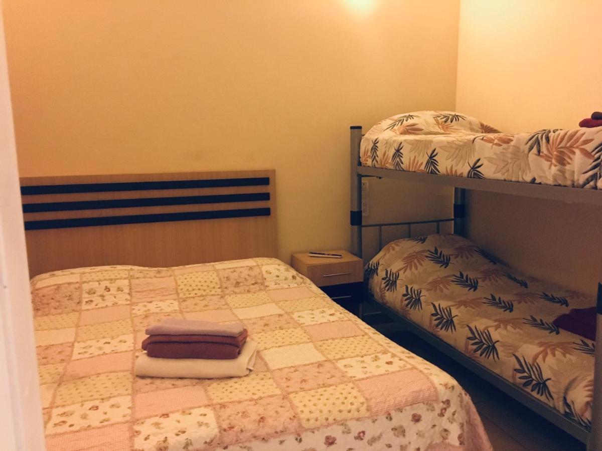 Hostel Montecristo *