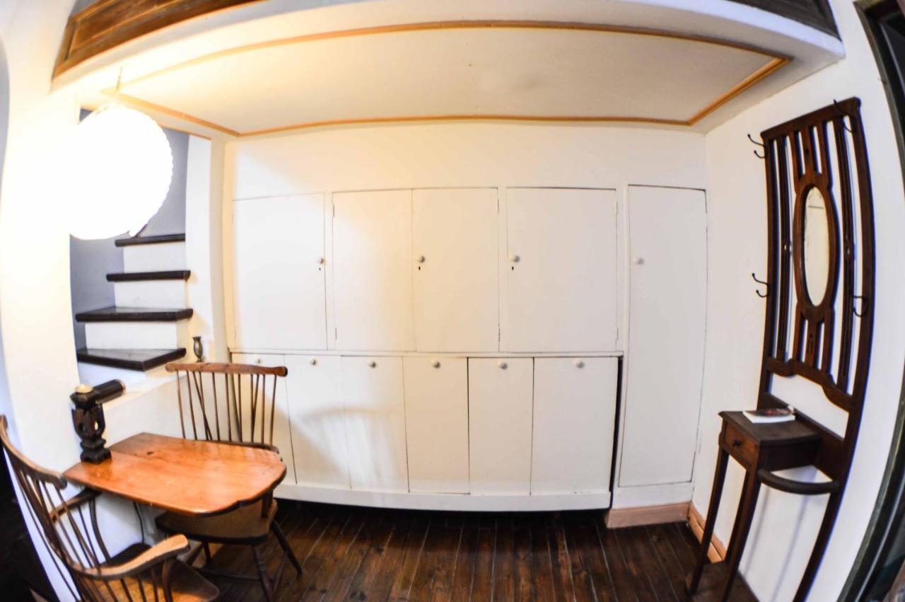 Bed & Breakfast Deptos En San Telmo Kohli House