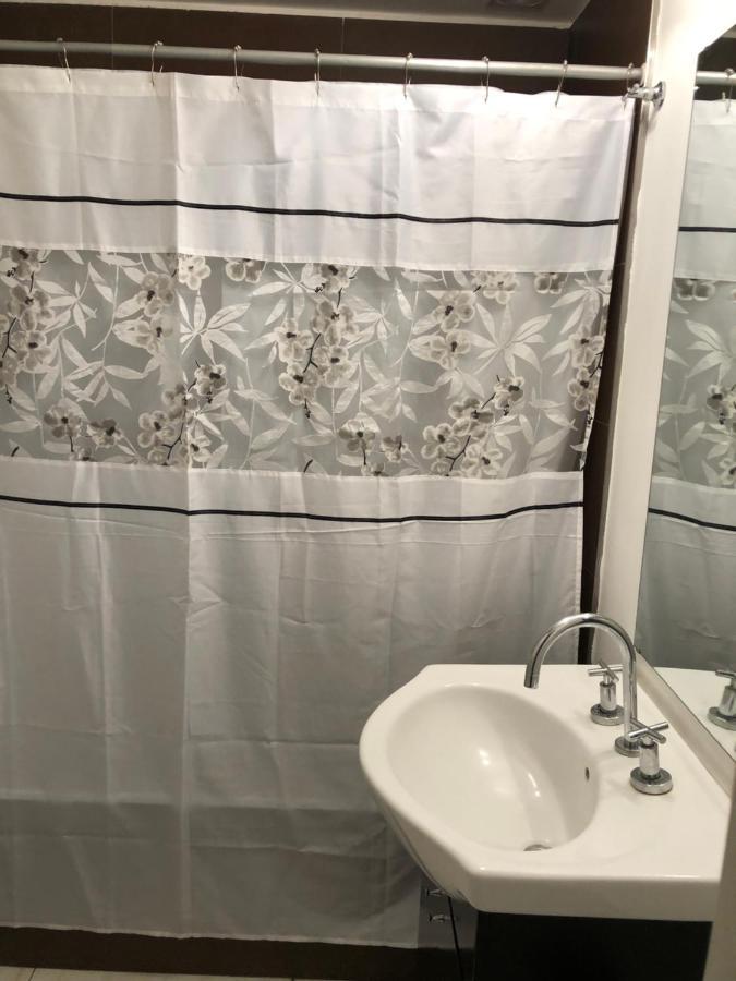 Lacroze Avenue Apartment *