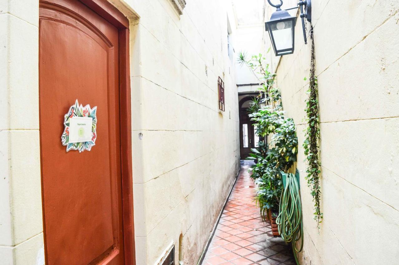 Deptos En San Telmo Kohli House Bed & Breakfast