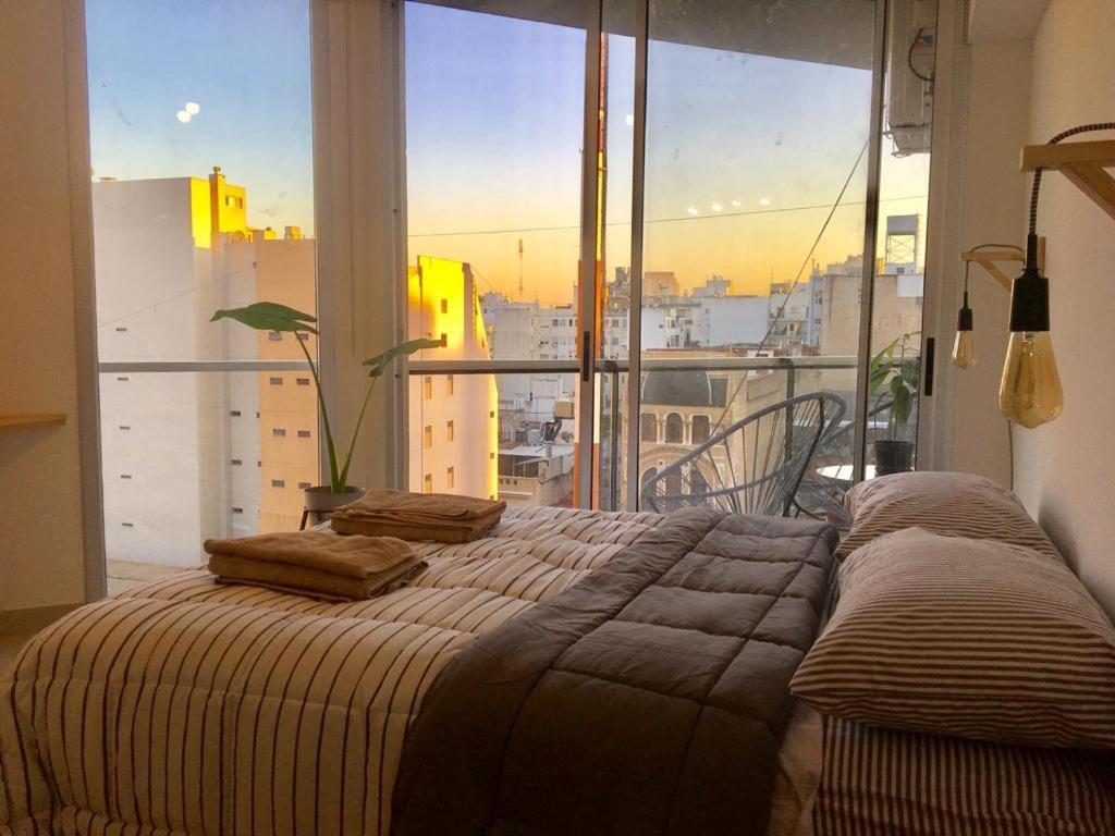 Inmejorable! Piso Alto En Centro Bsas, Moderno Con Parrilla Y Pileta 3 Pax