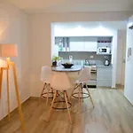 Montaneses 2830 Modern Flat