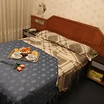 Hotel Rodney