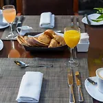 Alvear Art Hotel