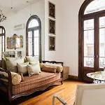 Deluxe Apartment In French Style Building