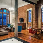Deluxe Apartment In French Style Building