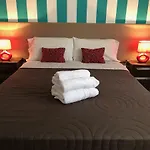 Defensa 821 Bed And Breakfast