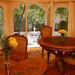 Aura Suites Boutique Hotel