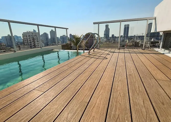 Luxury Apartment In Excellent Location