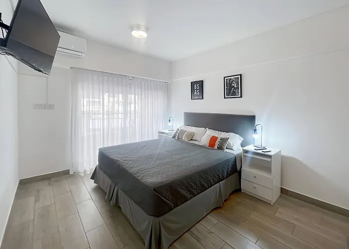 Modern Studio With Amenities In The Heart Of The City