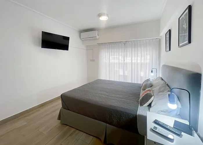 Modern Studio With Amenities In The Heart Of The City -U12