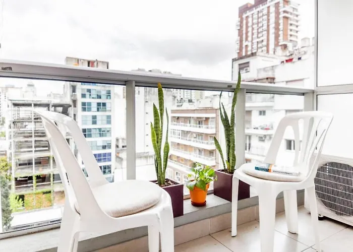 Cozy, Lots Of Light, Great Location