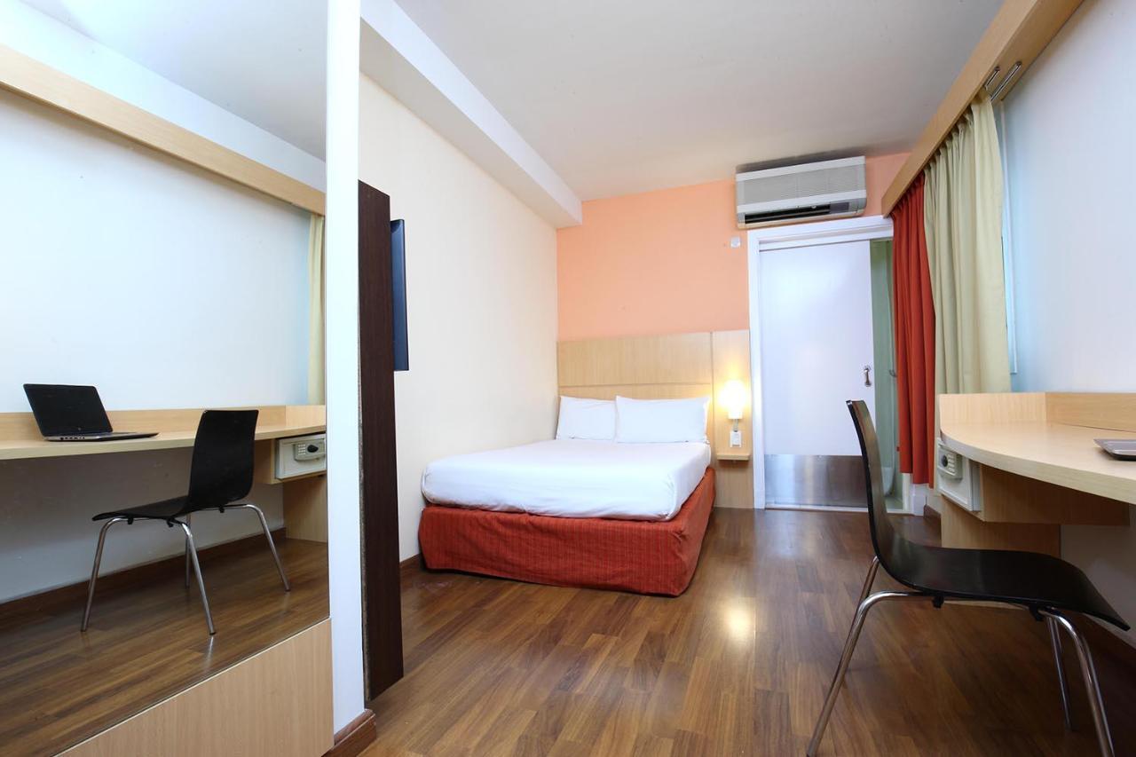 Ibis Obelisco Hotel Buenos Aires
