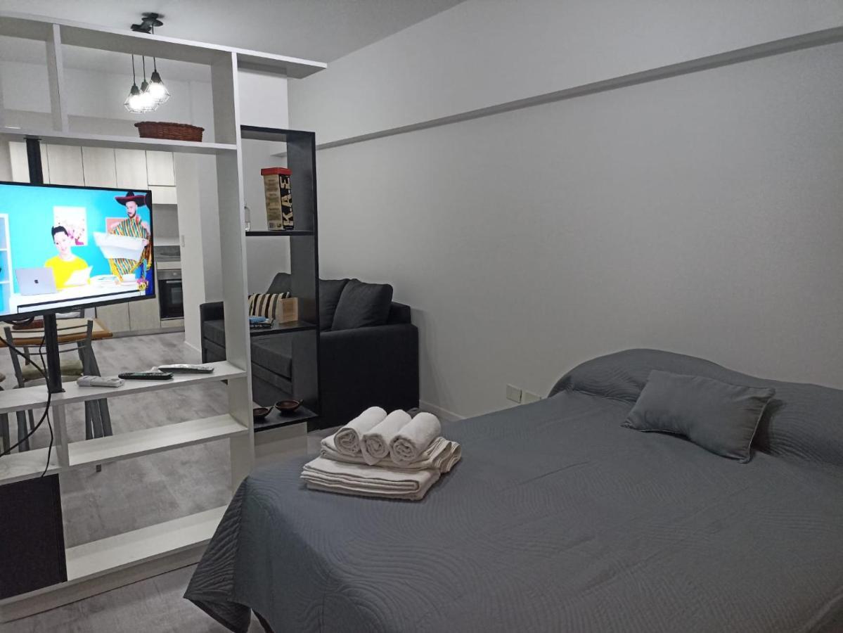 Deptos Con Pileta, Gym, Laundry Y Parrilla
