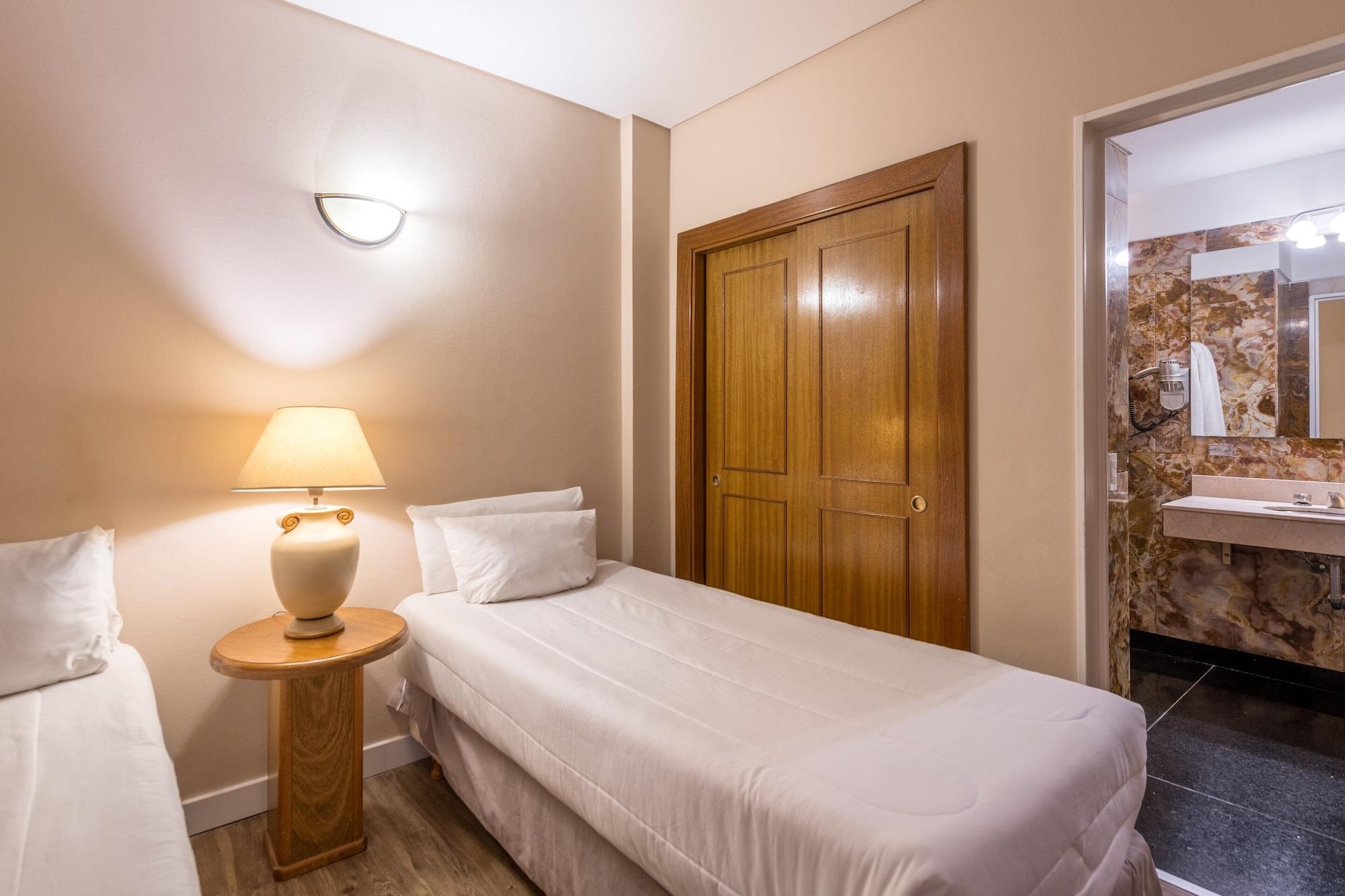 Hotel Exe Colón 4*