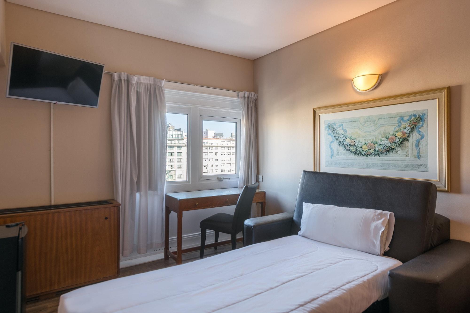 Exe Colón Hotel 4*