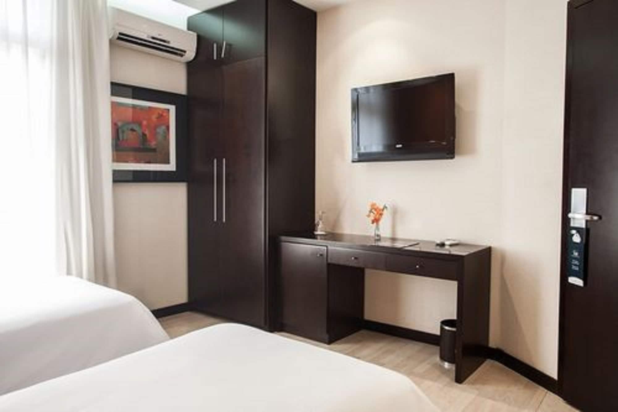 Hotel Hr Luxor Buenos Aires