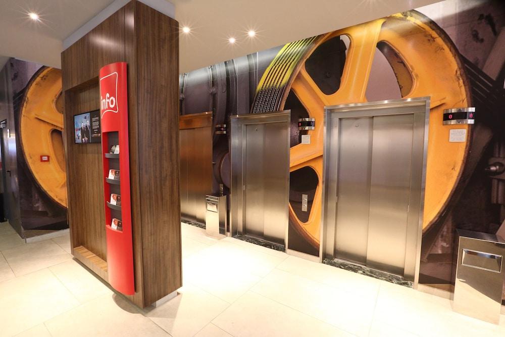 Ibis Obelisco