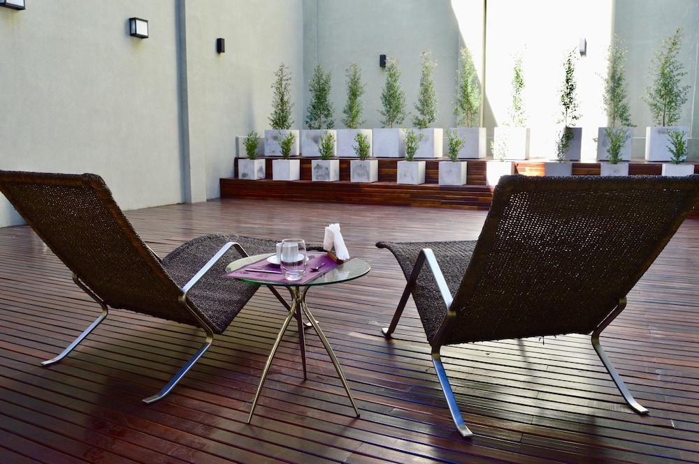 Hotel 6 De Octubre 3*