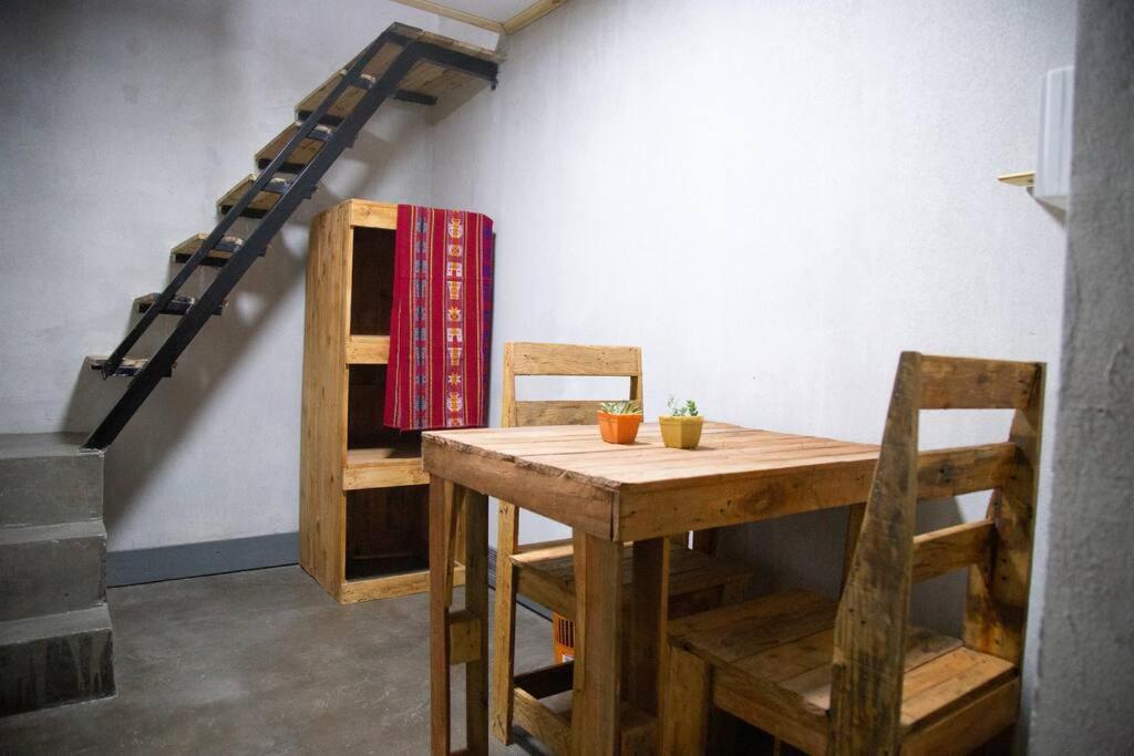 Medio Mundo Homestay