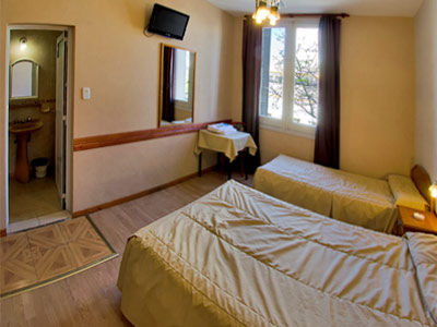 Astor Hotel *