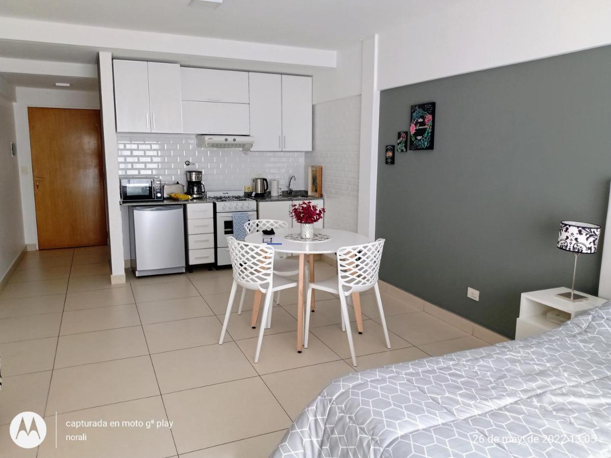 Apartamento Luminoso Y Calido Monoambiente En San Telmo.