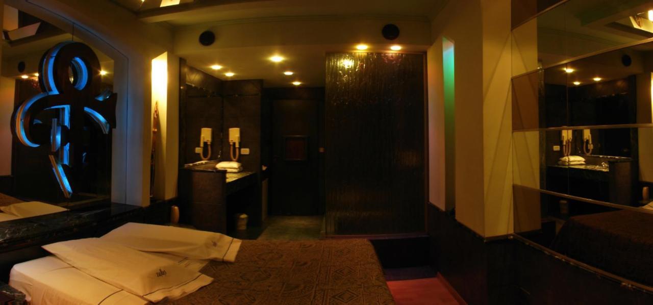 Love hotel Dallas -motel- (adults Only) 2*