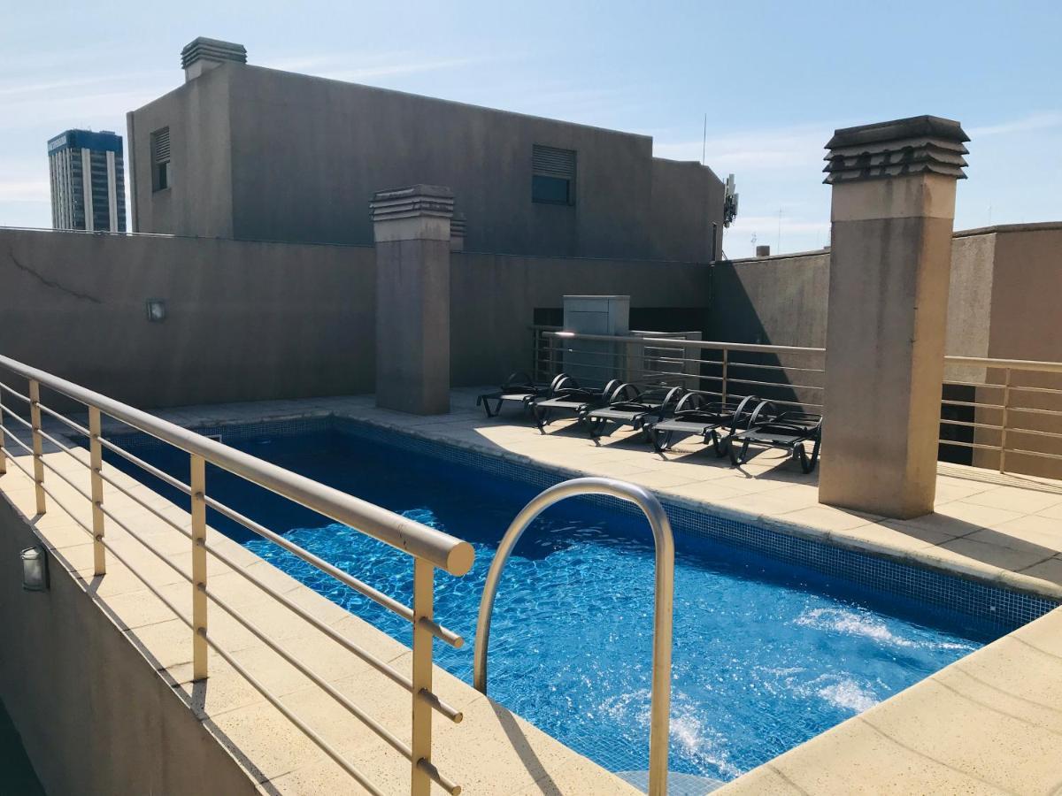 Apartment Centrico Y Moderno Con Balcon, Piscina, Gimnasio Y Laundry