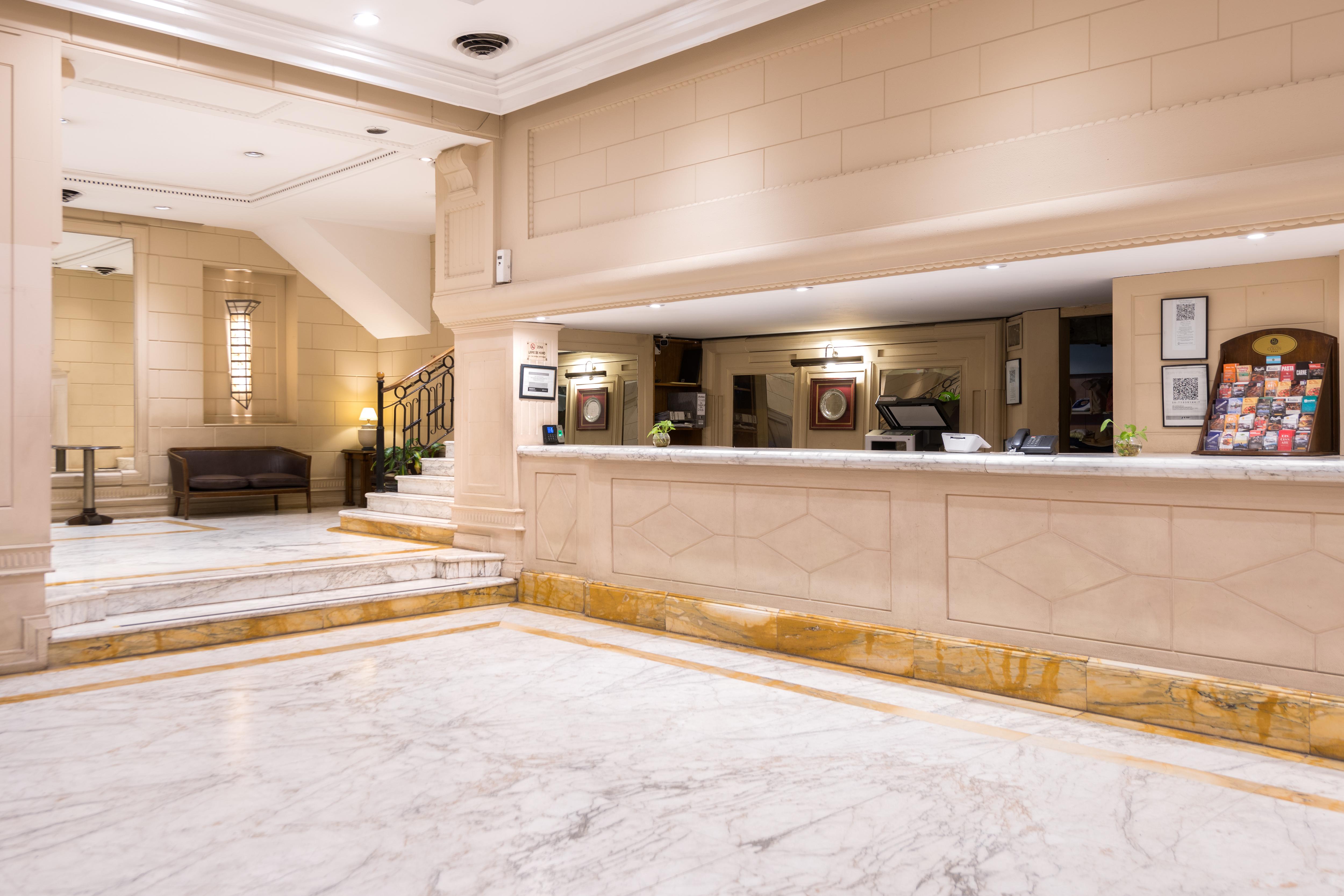 Exe Colón Hotel