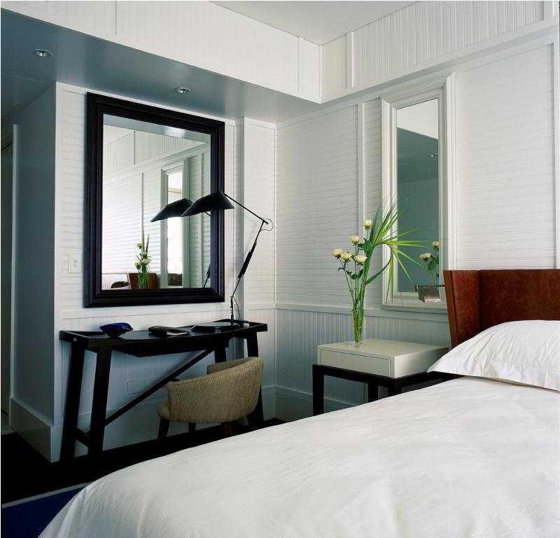Pulitzer Hotel