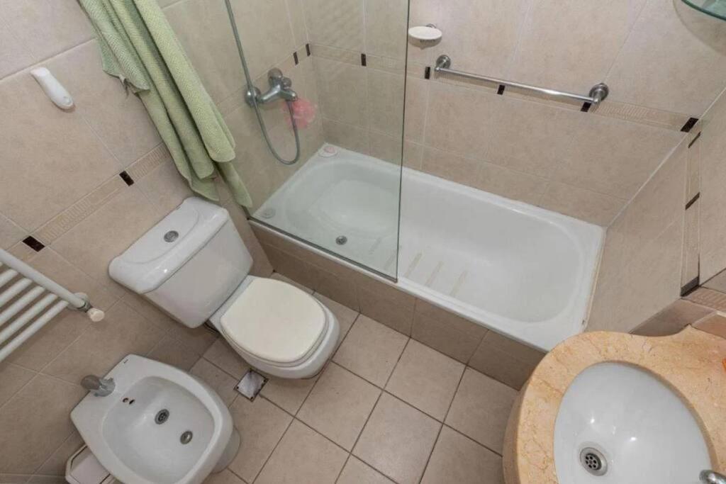 Departamento Semipiso, 2 Habitaciones, Con Parrilla Y Estacionamiento Privado Apartment Buenos Aires