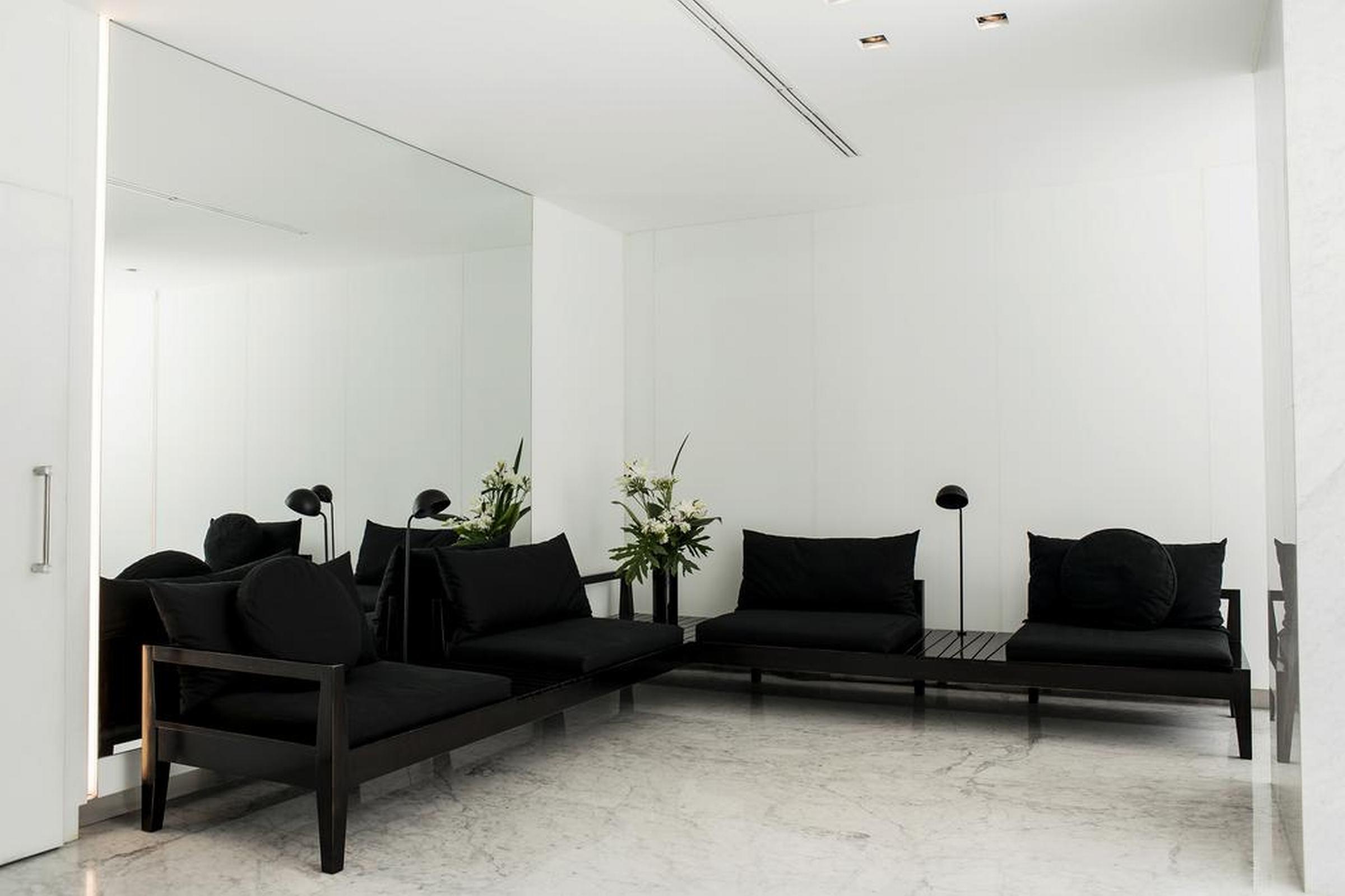 Downtown Aparthotel 3*