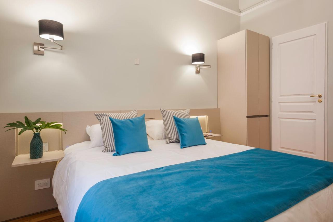 Aparthotel Sarmiento Flats *