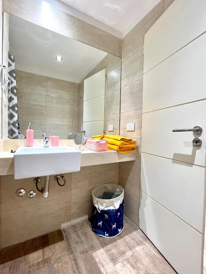 Modern & Comfortable In Recoleta