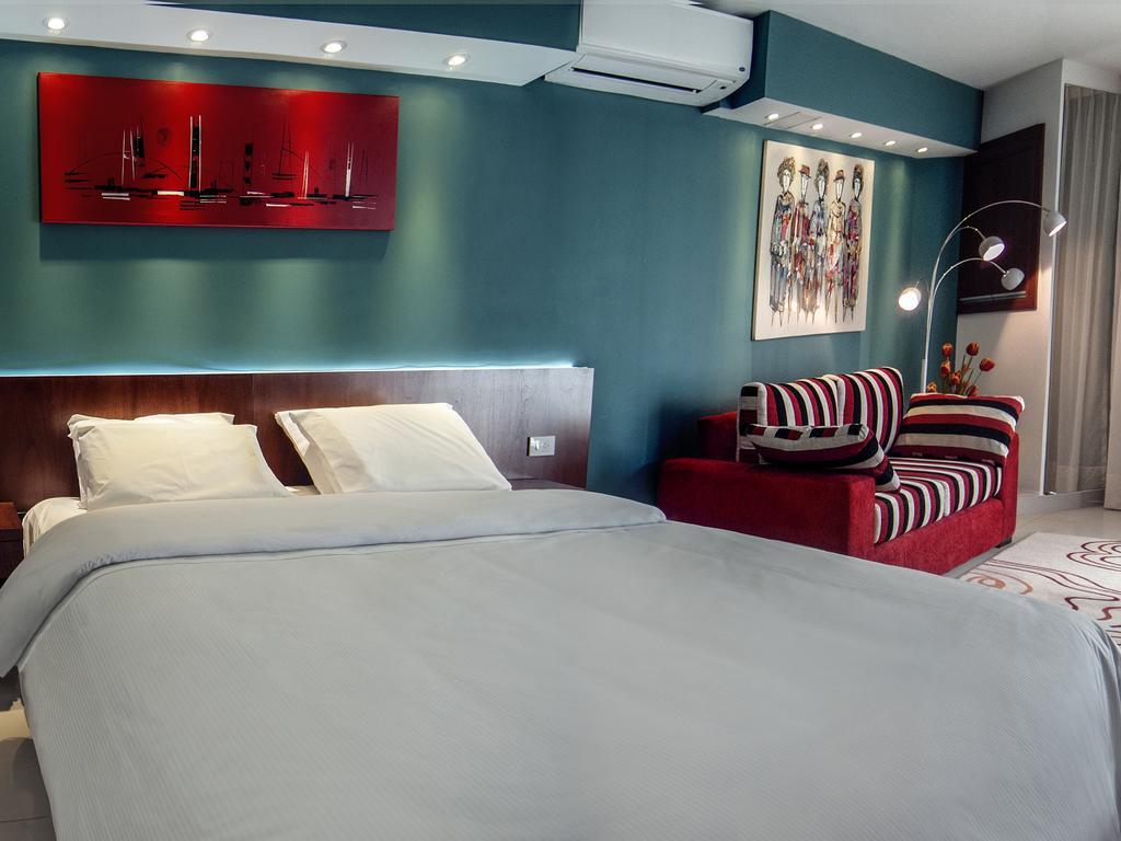Shoshana Boutique 3*