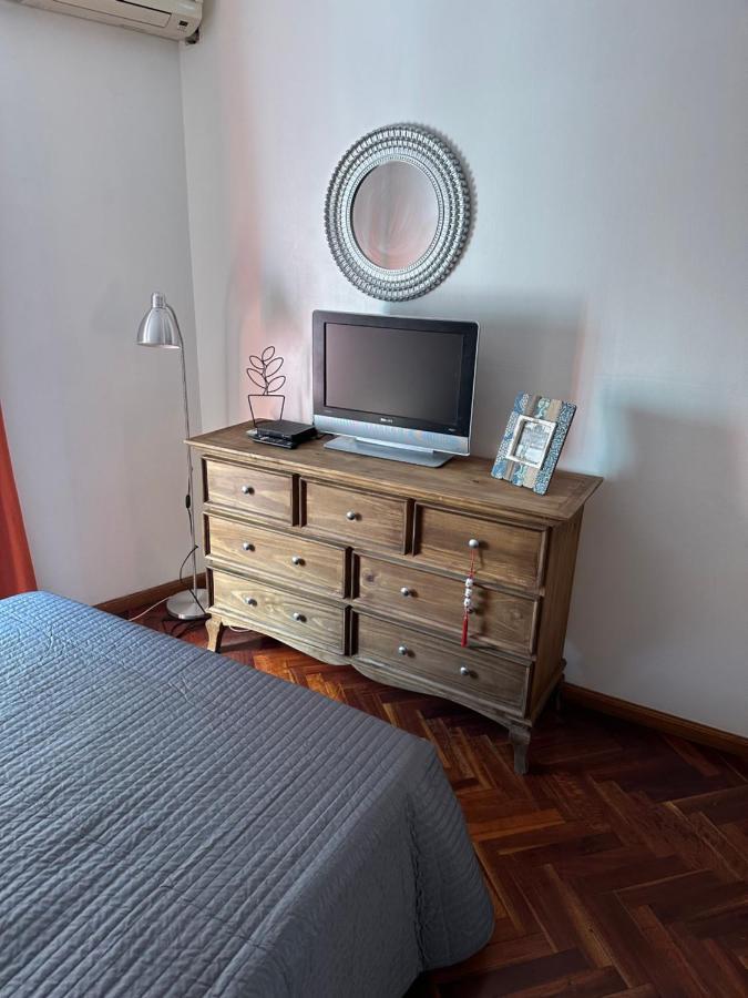 Apartamento Semipiso En La Mejor Zona De Belgrano Todo Al Frente Con Parking Privado Y A Metros Del Subway 2 Parrrilla Solarium Cocina Amplia Lavadero Y Mobiliario Todo A Nuevo * Buenos Aires
