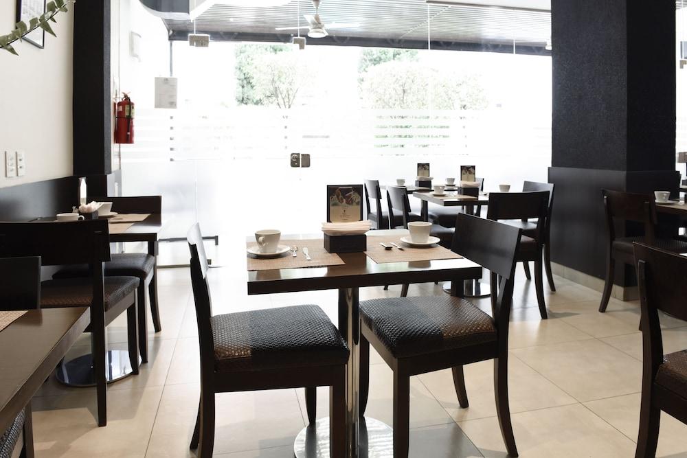 Hotel Argenta Belgrano 4*