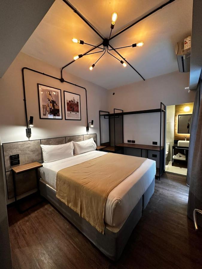 Up Barrio Norte Hotel