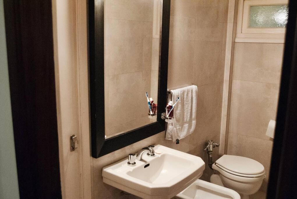 Apartamento Beruti Home. Modern & Elegant!