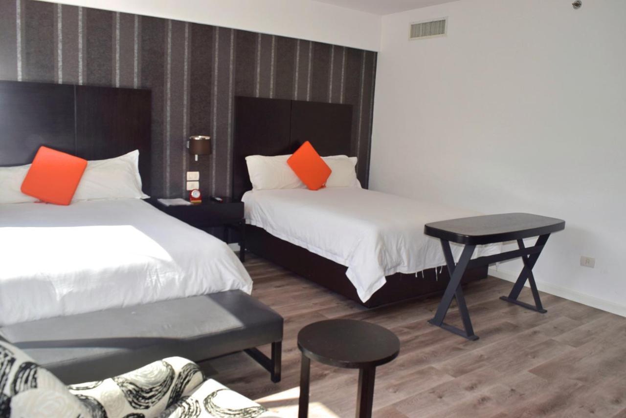 Ba Abasto Hotel
