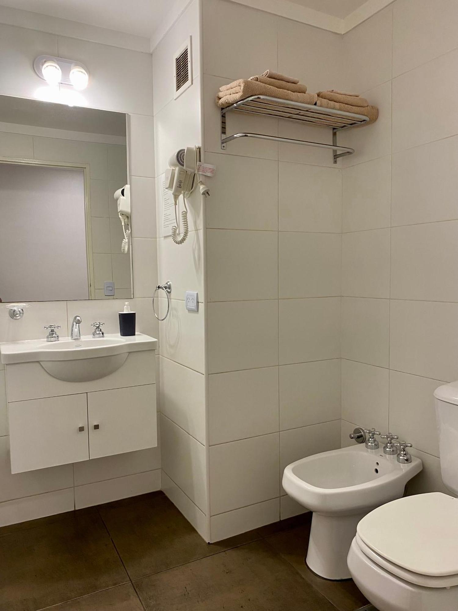 Apartment Centrico Y Moderno Con Balcon, Piscina, Gimnasio Y Laundry Buenos Aires