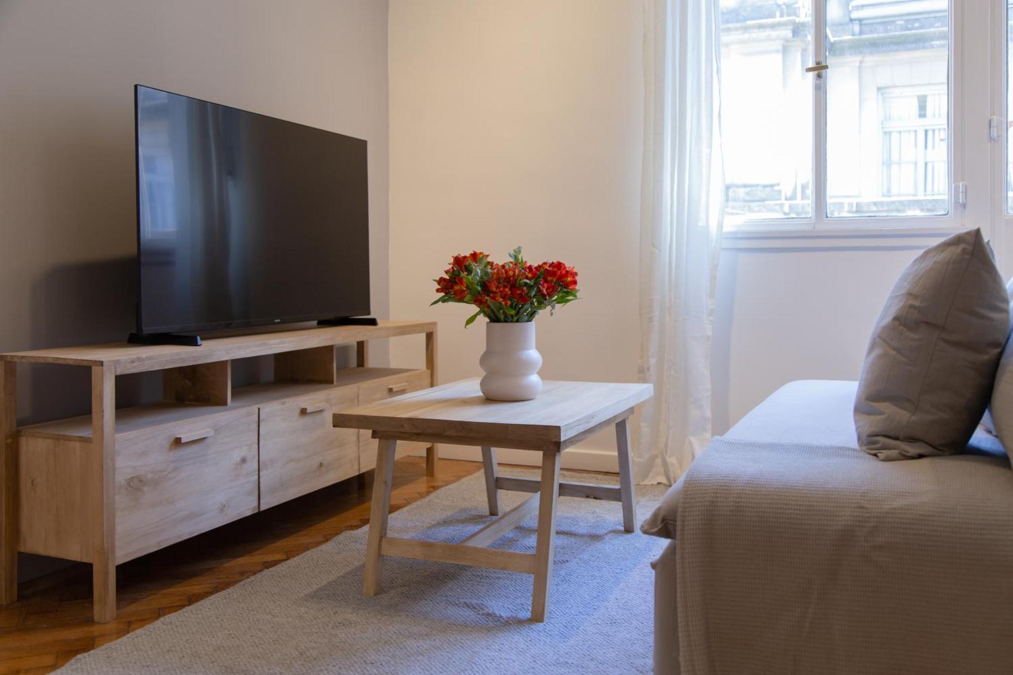 Tasi Beautiful Apartment *
