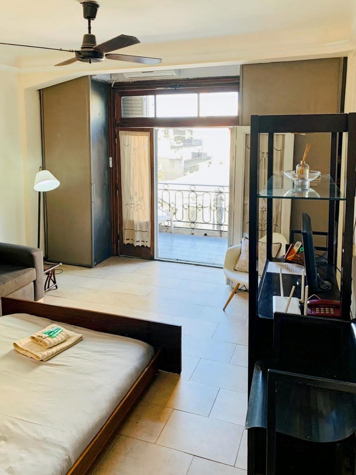 Downtown Charming Studio Apartment