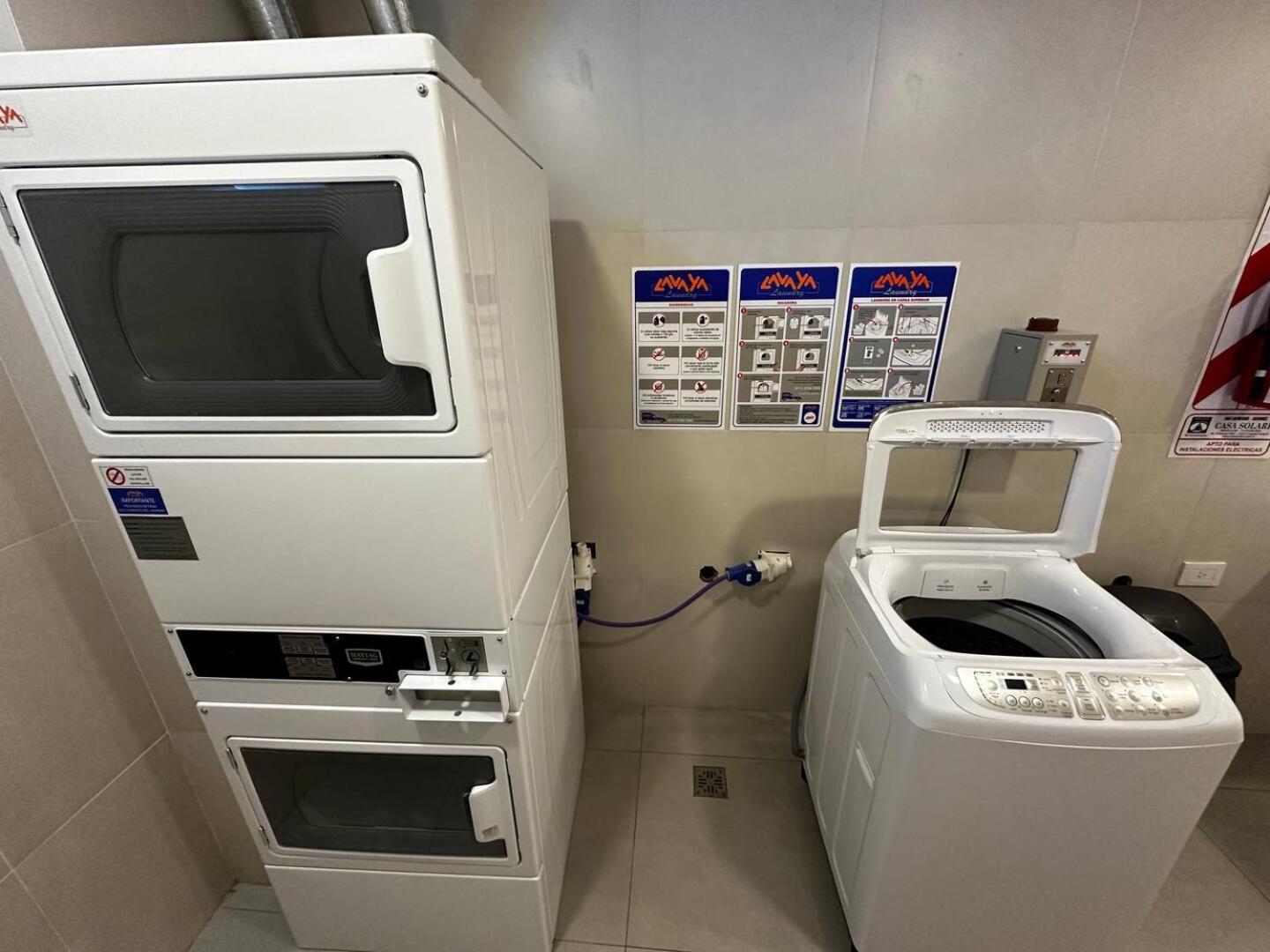 Apartment Pool Gym Laundry In Palermo *