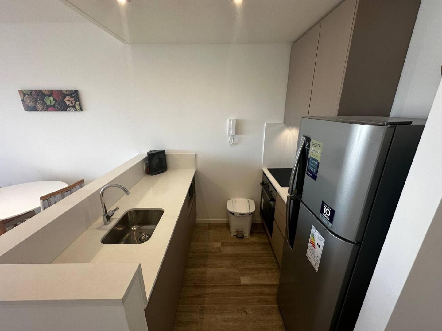 Apartment Pool Gym Laundry In Palermo *