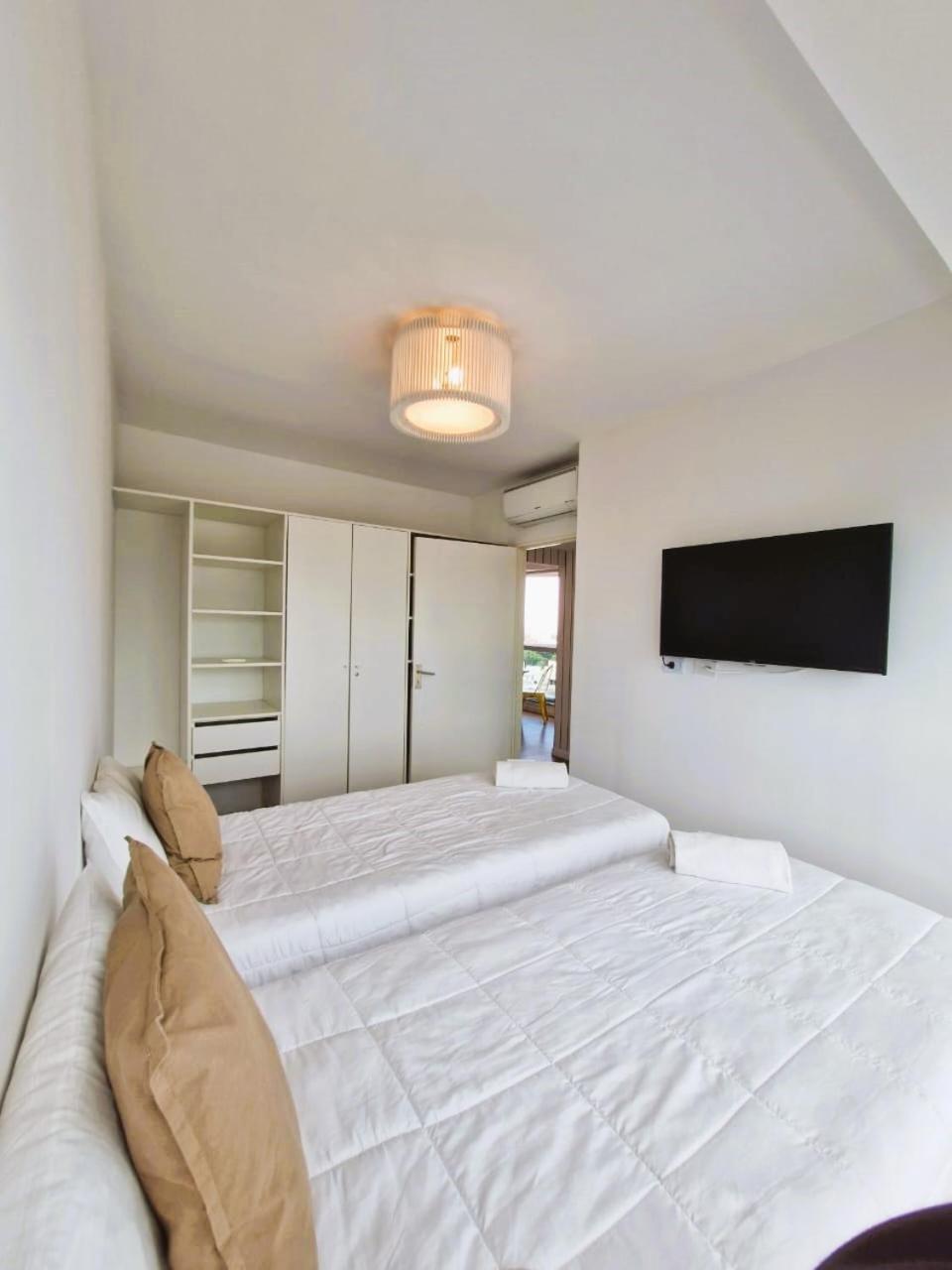 Downtown Aparthotel