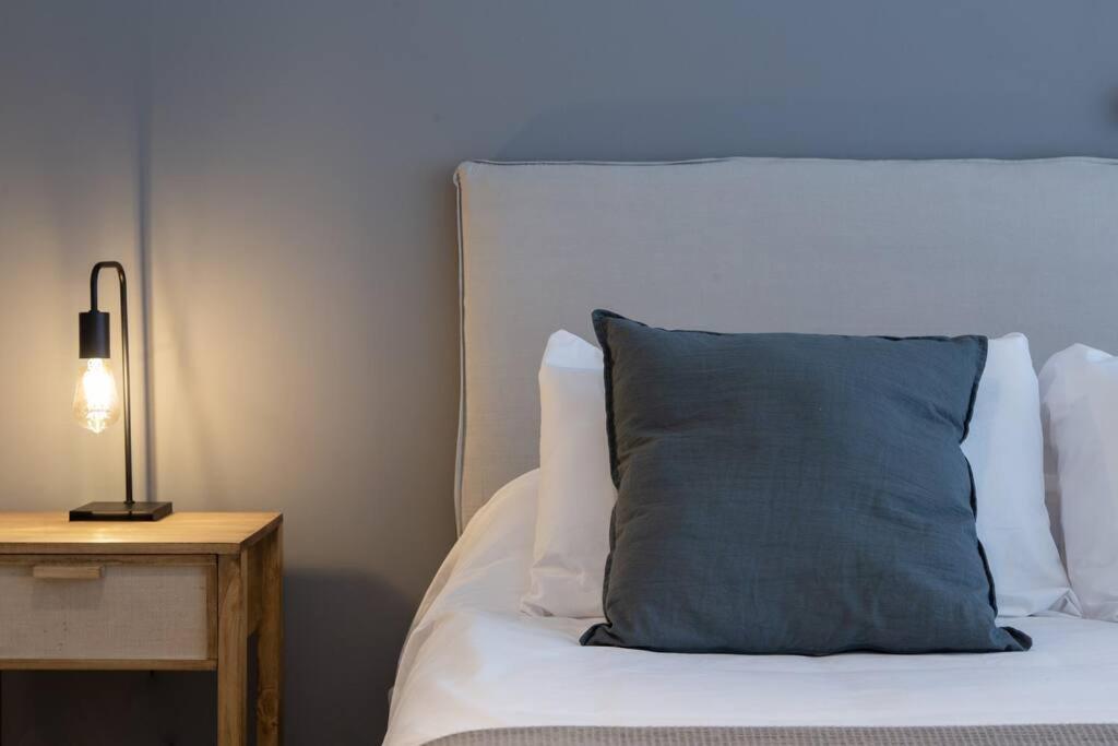 Lirio Deluxe Studio Apartment