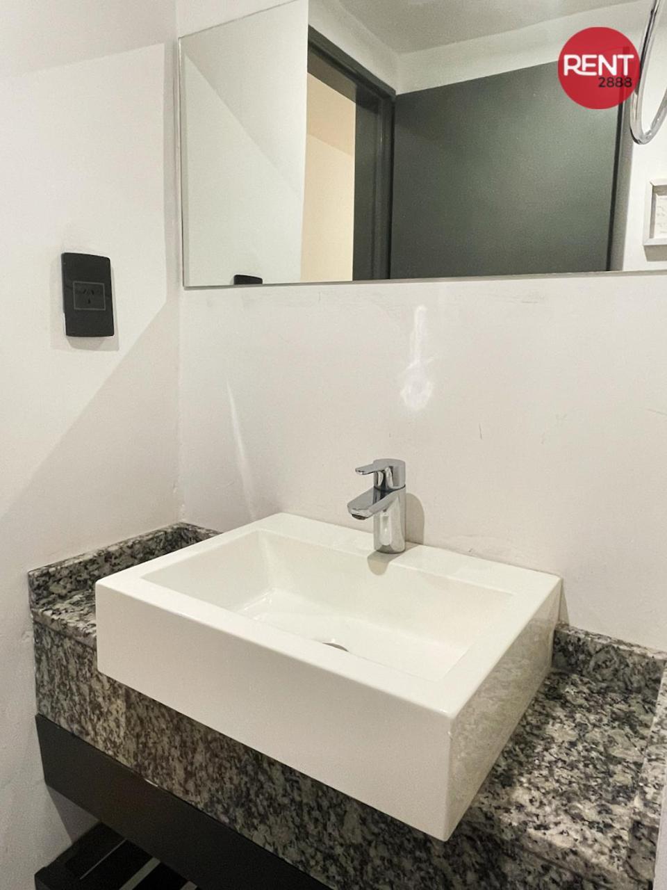 Rent Migueletes Apartment