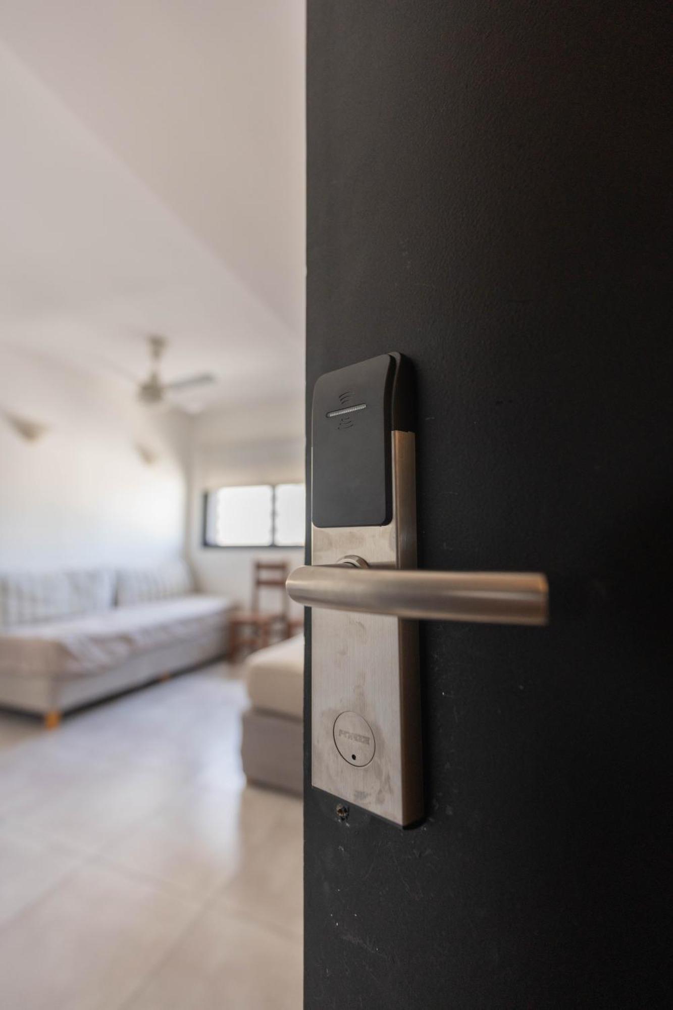 Apartur Apartment *