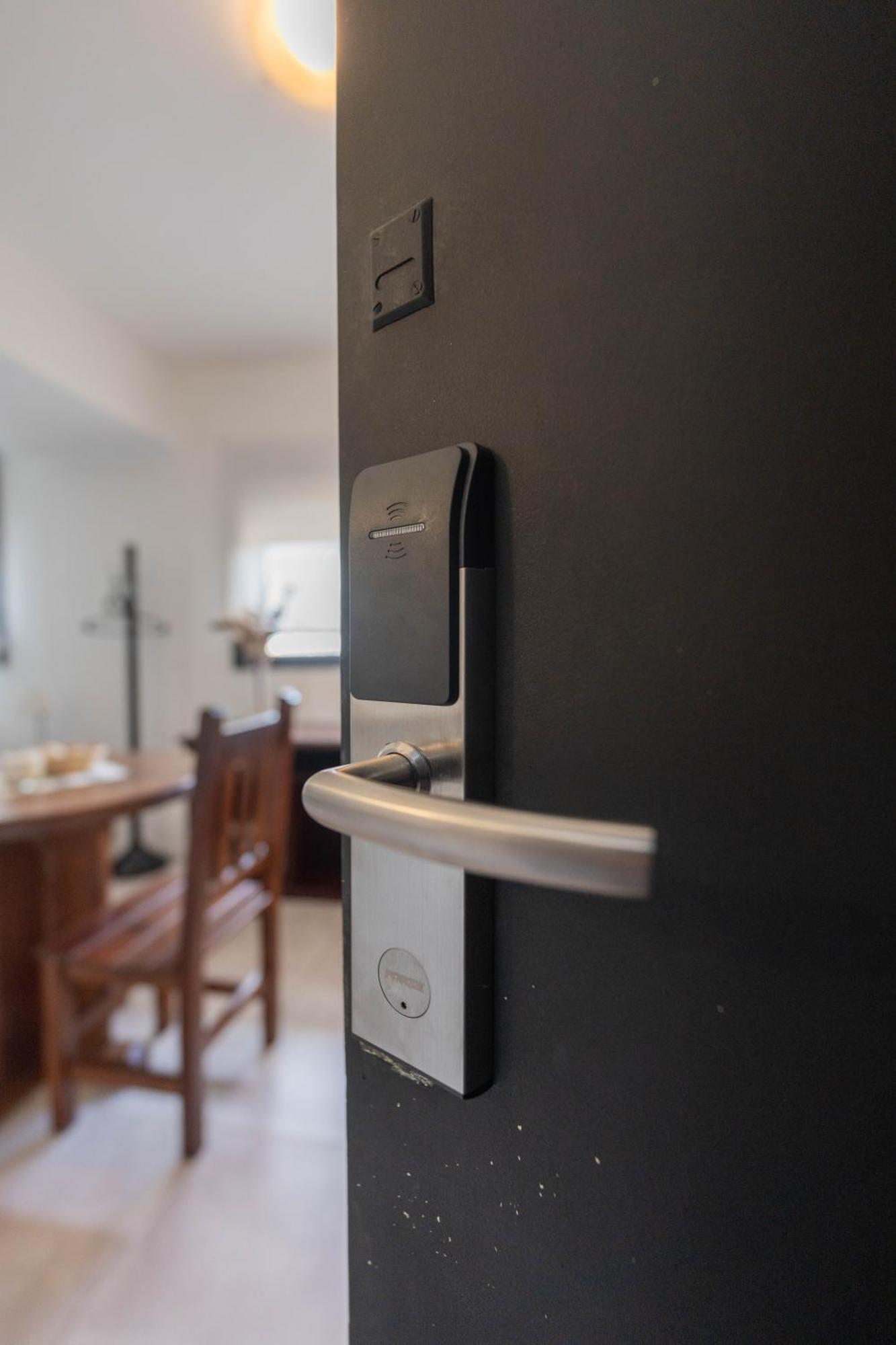 Apartur Apartment *